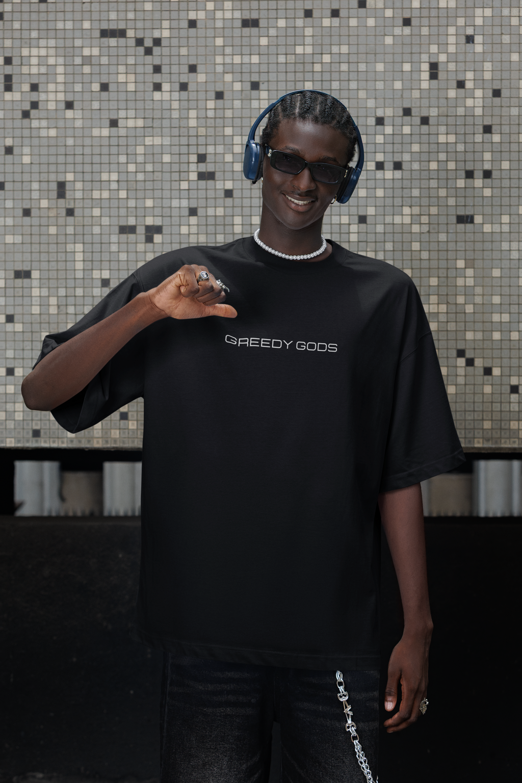 BLACK - KILLUA - Over sized Half sleeve T-shirt